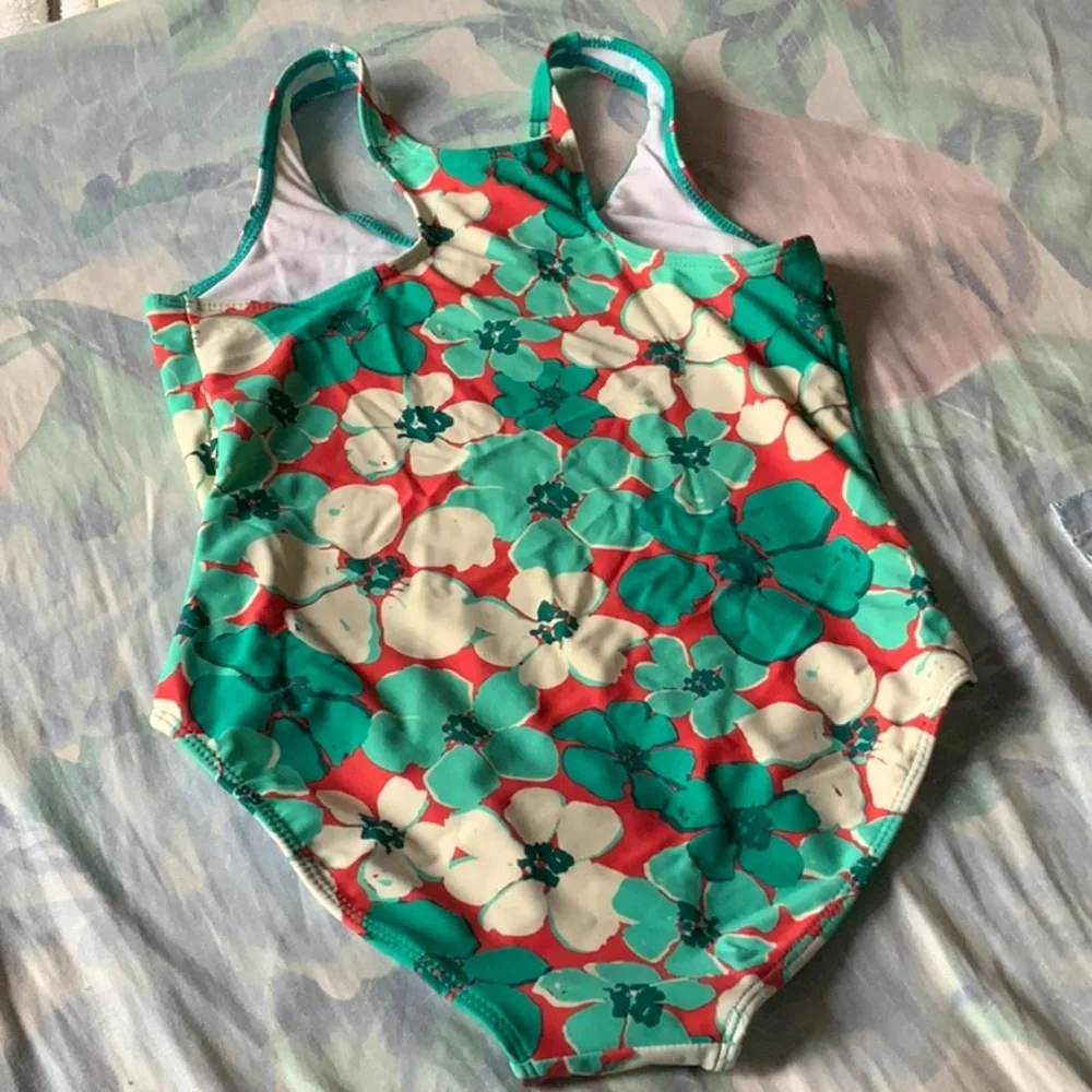 Kanu Surf girls floral swimsuit that fits size 10
